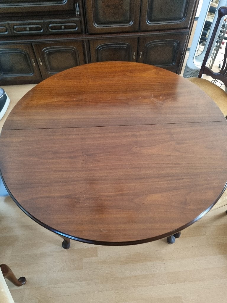 Sfeervolle ronde eettafel(verlengbaar tot 145cm) met stoelen, Huis en Inrichting, Tafels | Eettafels, Ophalen, Gebruikt, Rond
