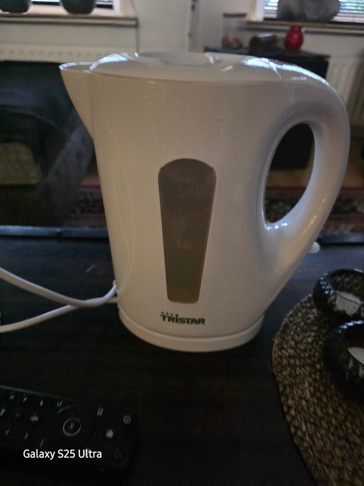 Tristar waterkoker - Wit, 1.7L, 1 tot 2 liter, Ophalen of Verzenden, Gebruikt, Draadloos