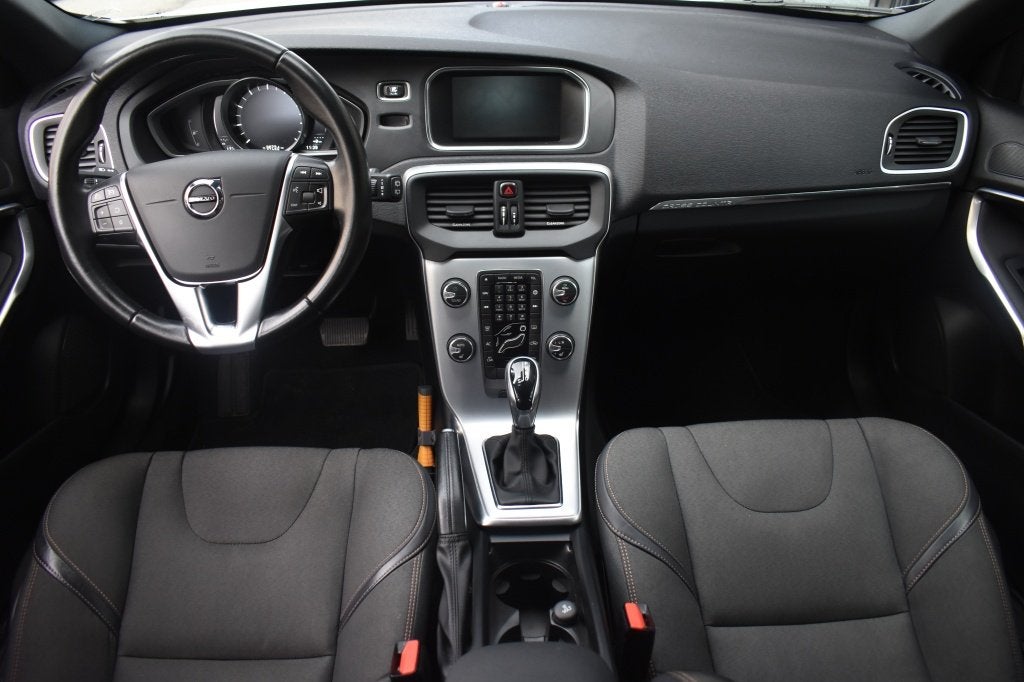 Volvo V40 Cross Country 1.5 T3 Nordic+, Automaat, 12 maanden, Euro 6, Wit