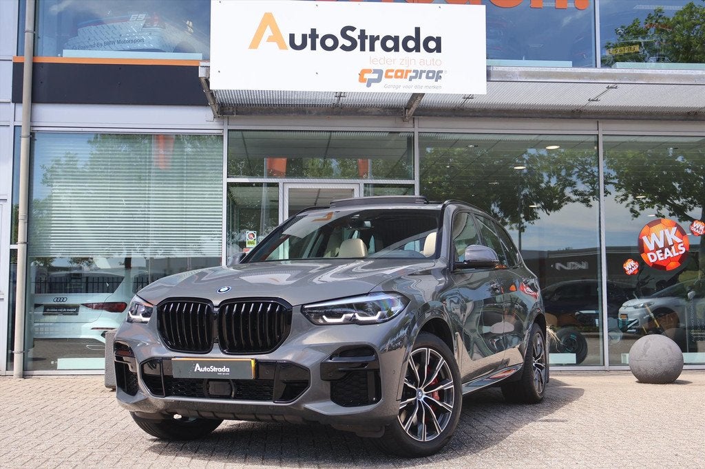 BMW X5 (g05) xDrive45e M-Sport 394pk | Pano | HiFi I Camera, Auto's, BMW, 77 km/l, Gebruikt, Met garantie (alle), Vierwielaandrijving