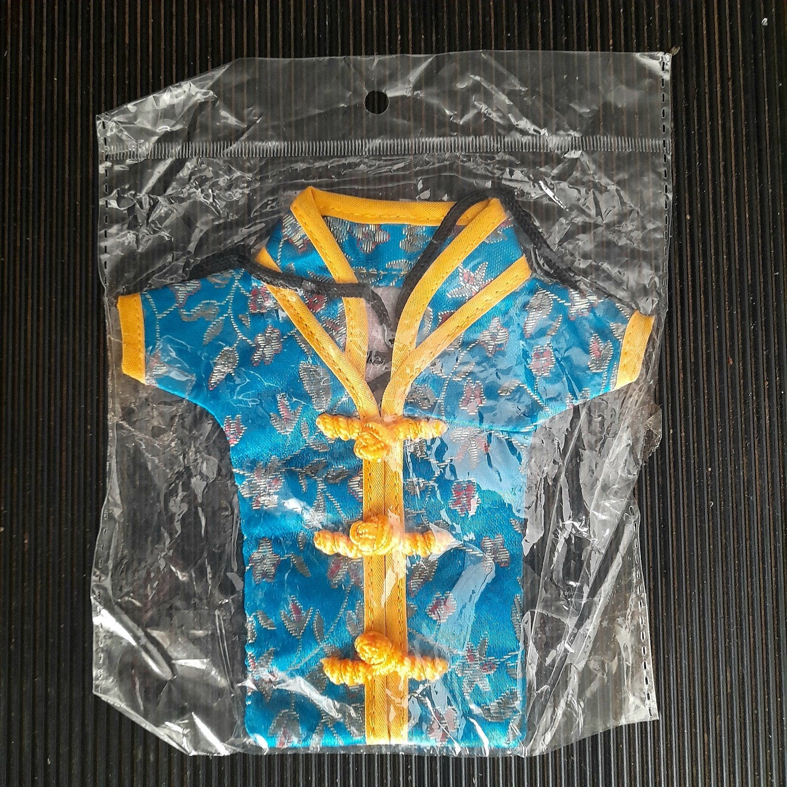 Nieuw brokaat (telefoon) tasje in vorm van Chinese qipao, Ophalen of Verzenden