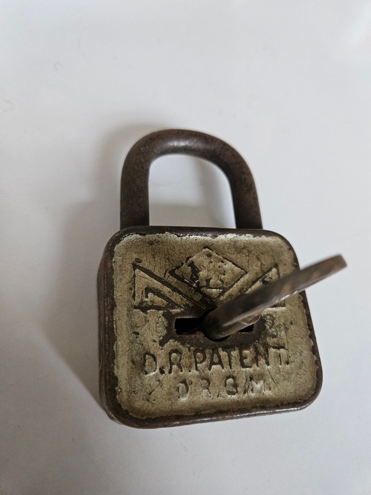 Antiek Duits Klavier Hangslot - D.R.P. / D.R.6G.M. 1891-1945, Antiek en Kunst, Ophalen of Verzenden