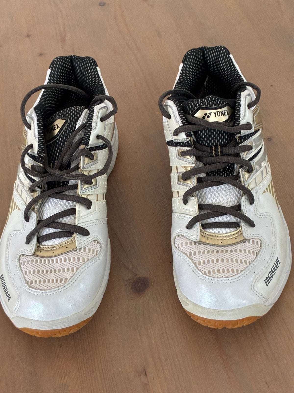 Heren yonex badminton schoenen maat 43, Ophalen, Zo goed als nieuw, Schoenen