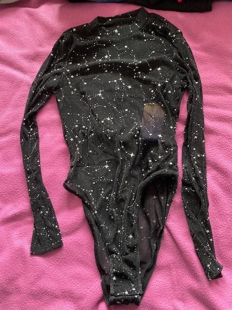 body met lange mouw glitter sterren mt xs *nieuw*, Kleding | Dames, Ophalen of Verzenden, Zwart, Body of Korset