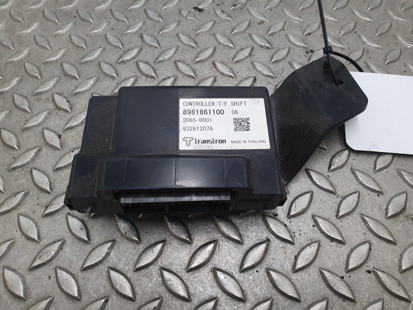 ISUZU D-MAX 1.9 Ext. Cab X-Coun. COMPUTER ECU 8981861100 201, Auto-onderdelen, Ophalen of Verzenden, Gebruikt, Stiba lid