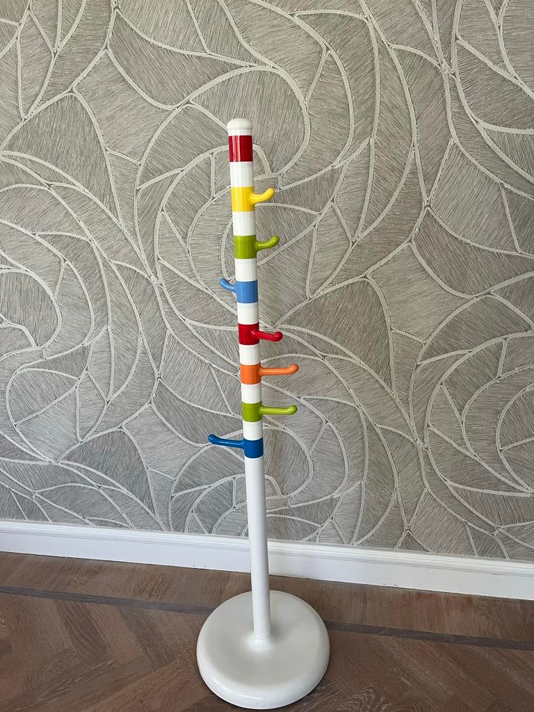 IKEA Krokig Kinderkapstok Memphis - Zo goed als nieuw, Huis en Inrichting, Woonaccessoires | Kapstokken, Ophalen, Zo goed als nieuw
