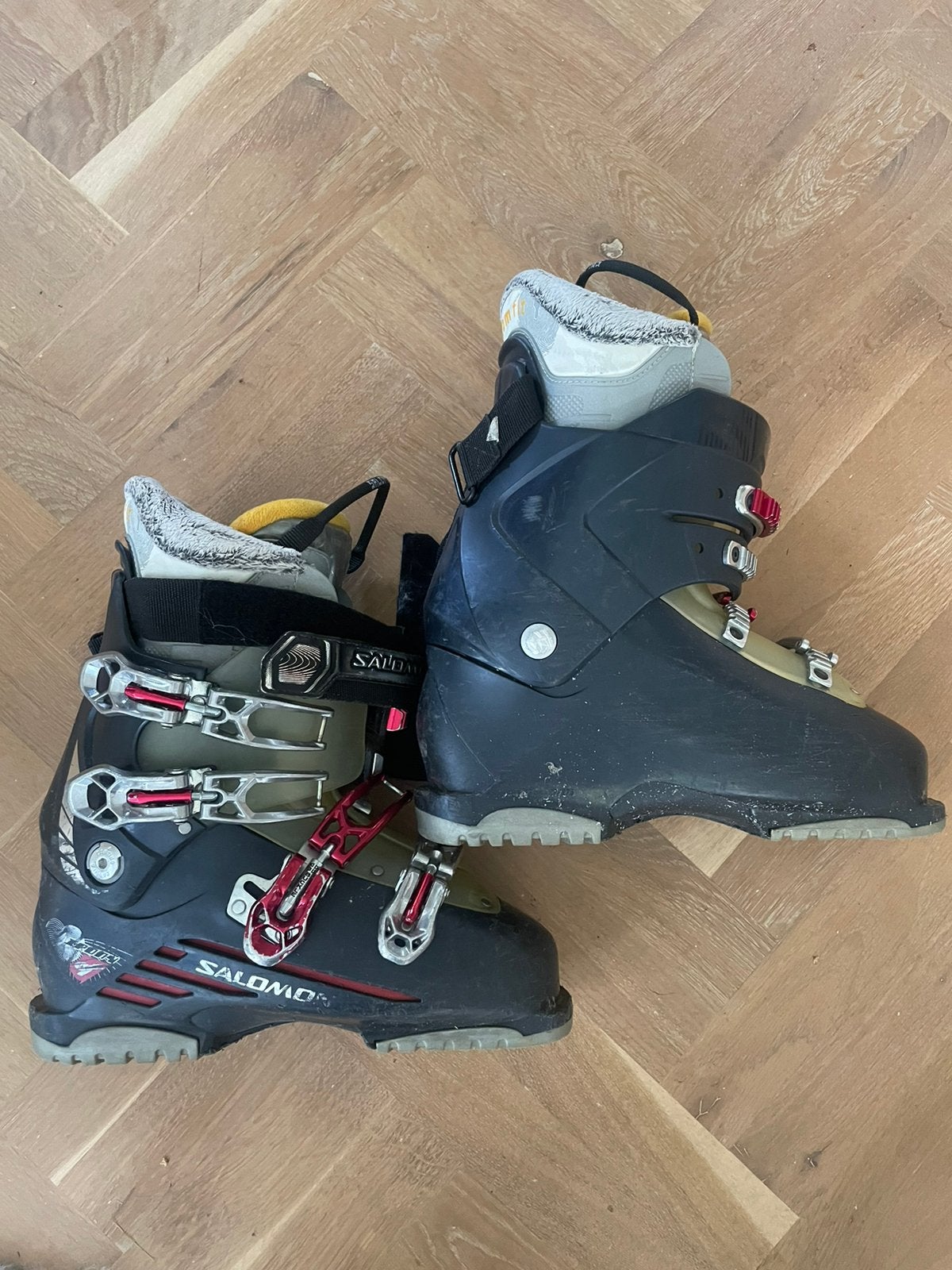 Skischoen Salomon 42, 160 tot 180 cm, Schoenen, Zo goed als nieuw, Salomon