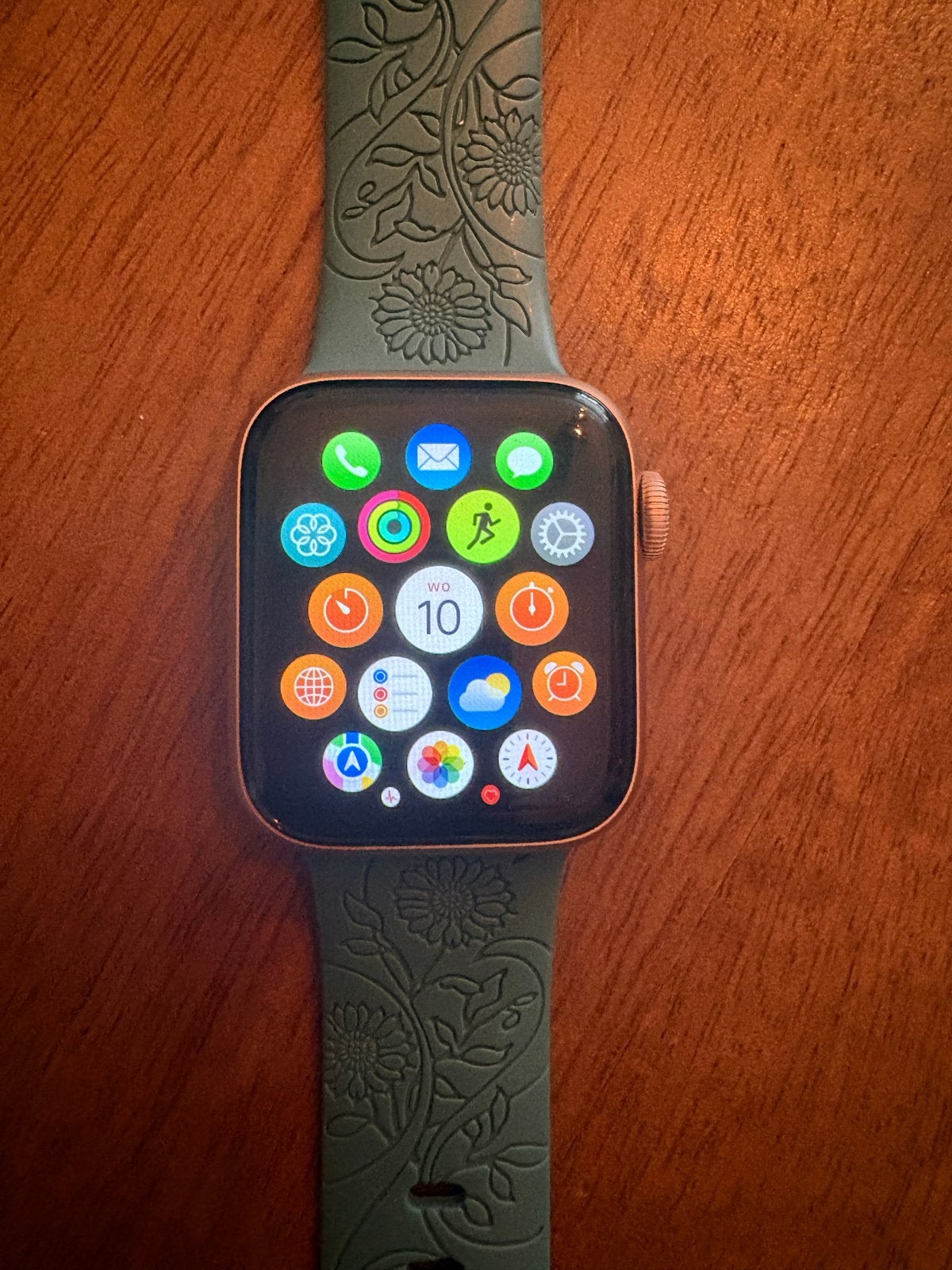 Apple Watch serie 5 40 mm, IOS, Ophalen of Verzenden, Zo goed als nieuw, Waterdicht