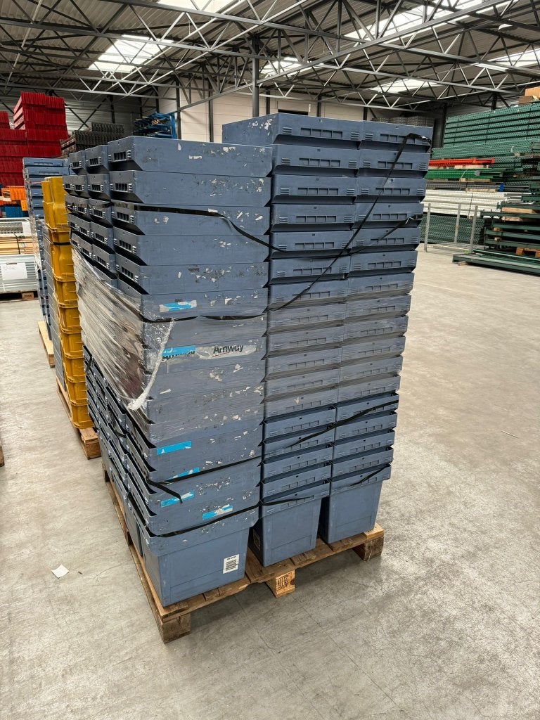Foto 5 van Partij Bito MB4332 gebruikt 39x30x32,5cm va €1,50 p/st