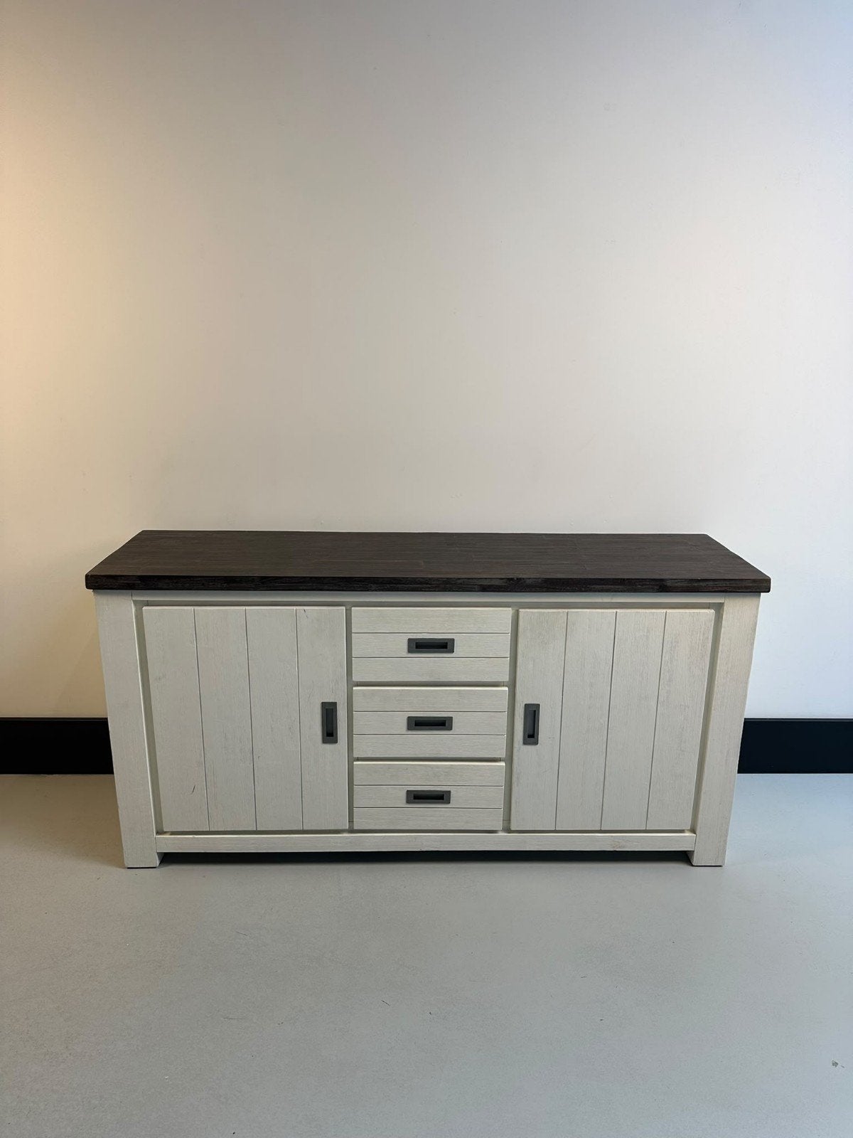 Dressoir - 170 cm lang - bezorgen mogelijk, Ophalen, Zo goed als nieuw, 25 tot 50 cm, 150 tot 200 cm