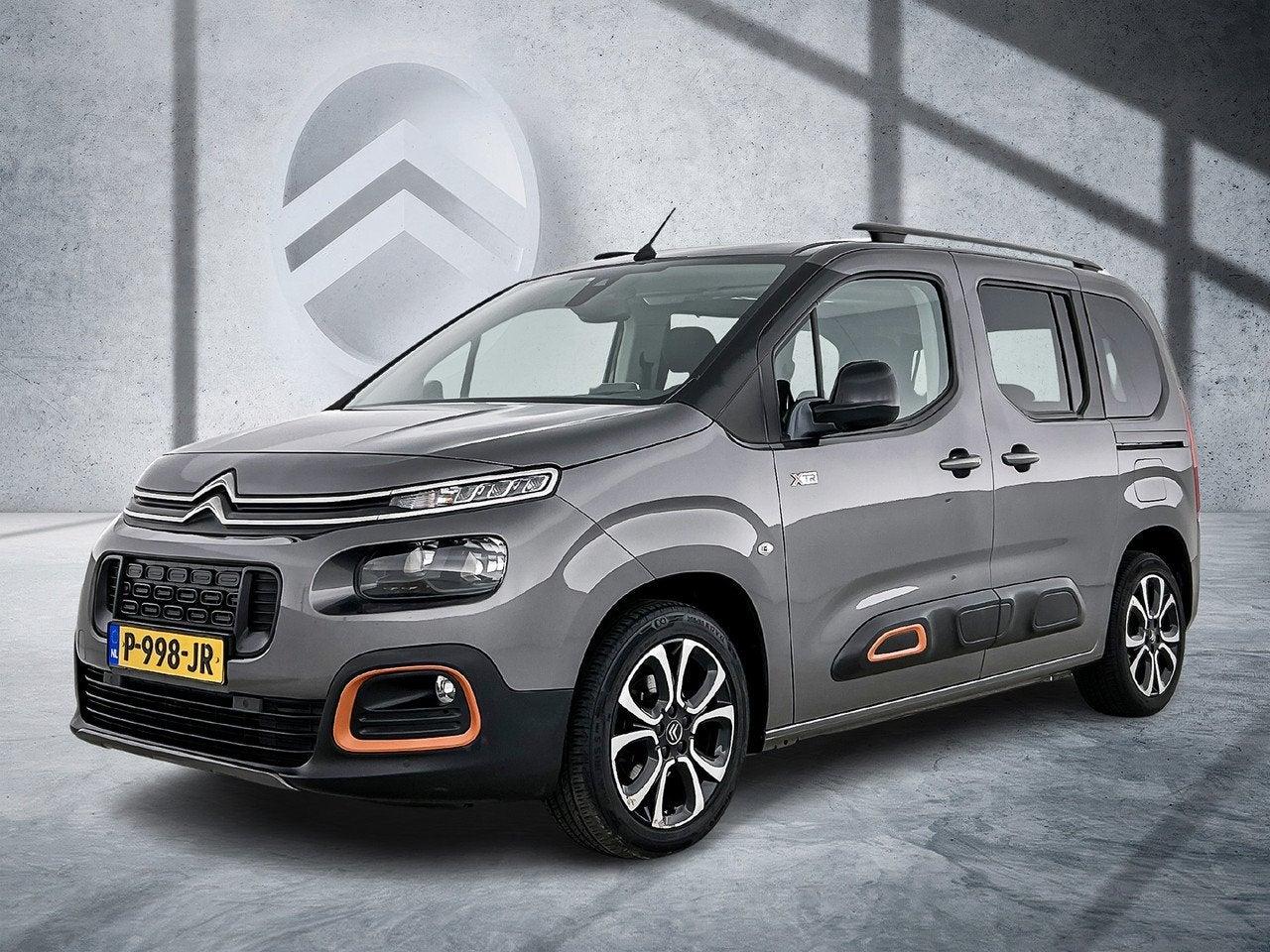 Citroën Berlingo 110pk XTR | Rijklaar | Panoramadak | Head-, Auto's, Citroën, Voorwielaandrijving, Gebruikt, 1199 cc, 1331 kg