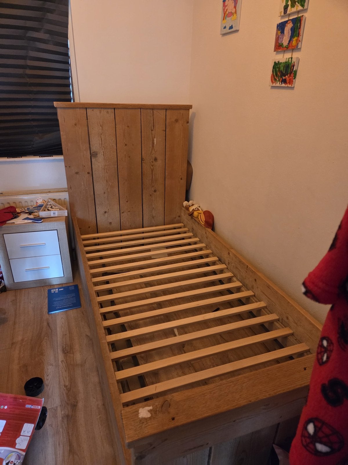 Steigerhouten eenpersoonsbed met lattenbodem, Ophalen, Gebruikt, 90 cm, Eenpersoons