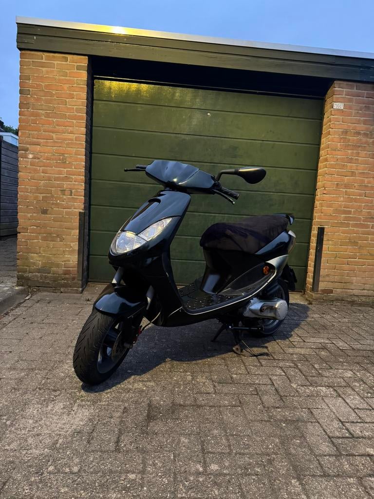 Peugeot Vivacity 50cc – VOLLEDIG GEREVISEERD BLOK, Ophalen, Tweetakt, Zo goed als nieuw, 50 cc