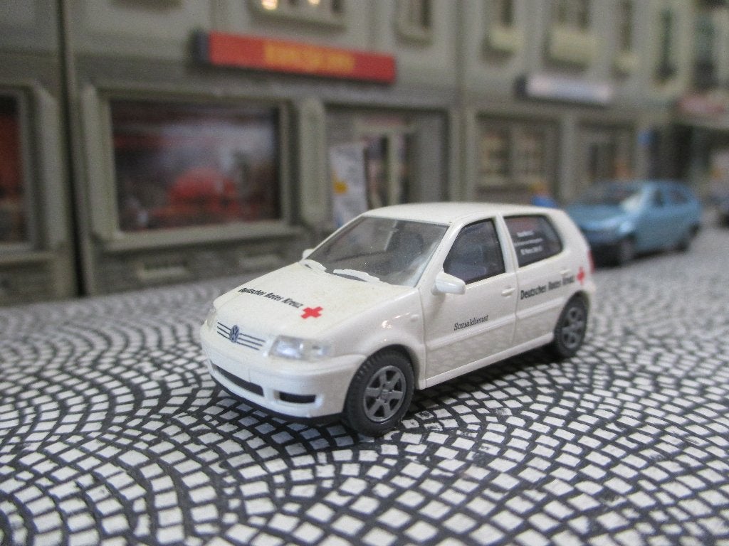 Volkswagen Polo 6N 2e facelift Wiking Rode Kruis Ambulance, Ophalen of Verzenden, Nieuw, Auto, Wiking