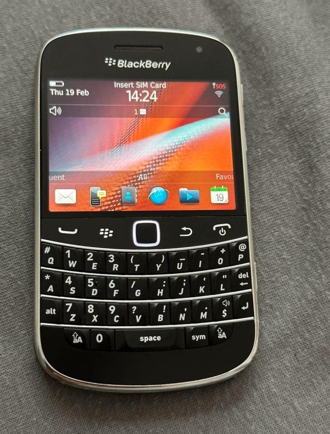 Een nette BlackBerry Bold 9900 Dit toestel is ideaal voor de, Verzenden