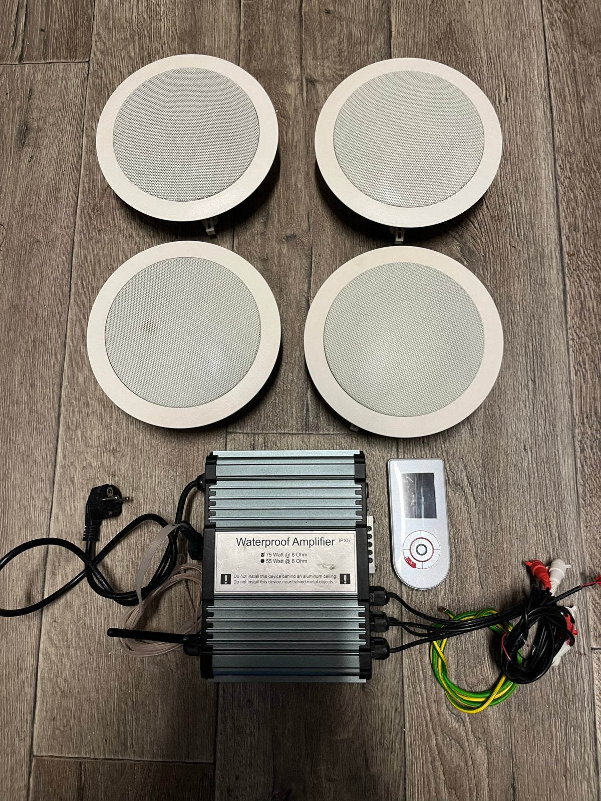 Aquasound Waterproof Amplifier met 4 Speakers en Wipod, Ophalen of Verzenden, Zo goed als nieuw, Overige merken