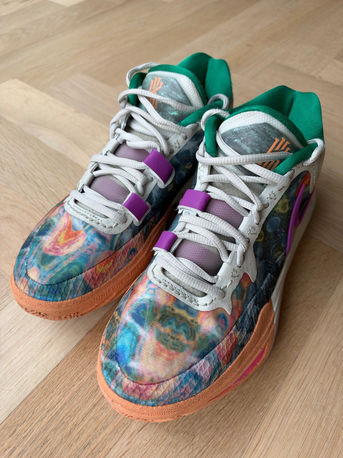Kyrie 8 ‘Circle of Life’ basketbalschoenen – maat 41, Ophalen of Verzenden, Gebruikt, Schoenen