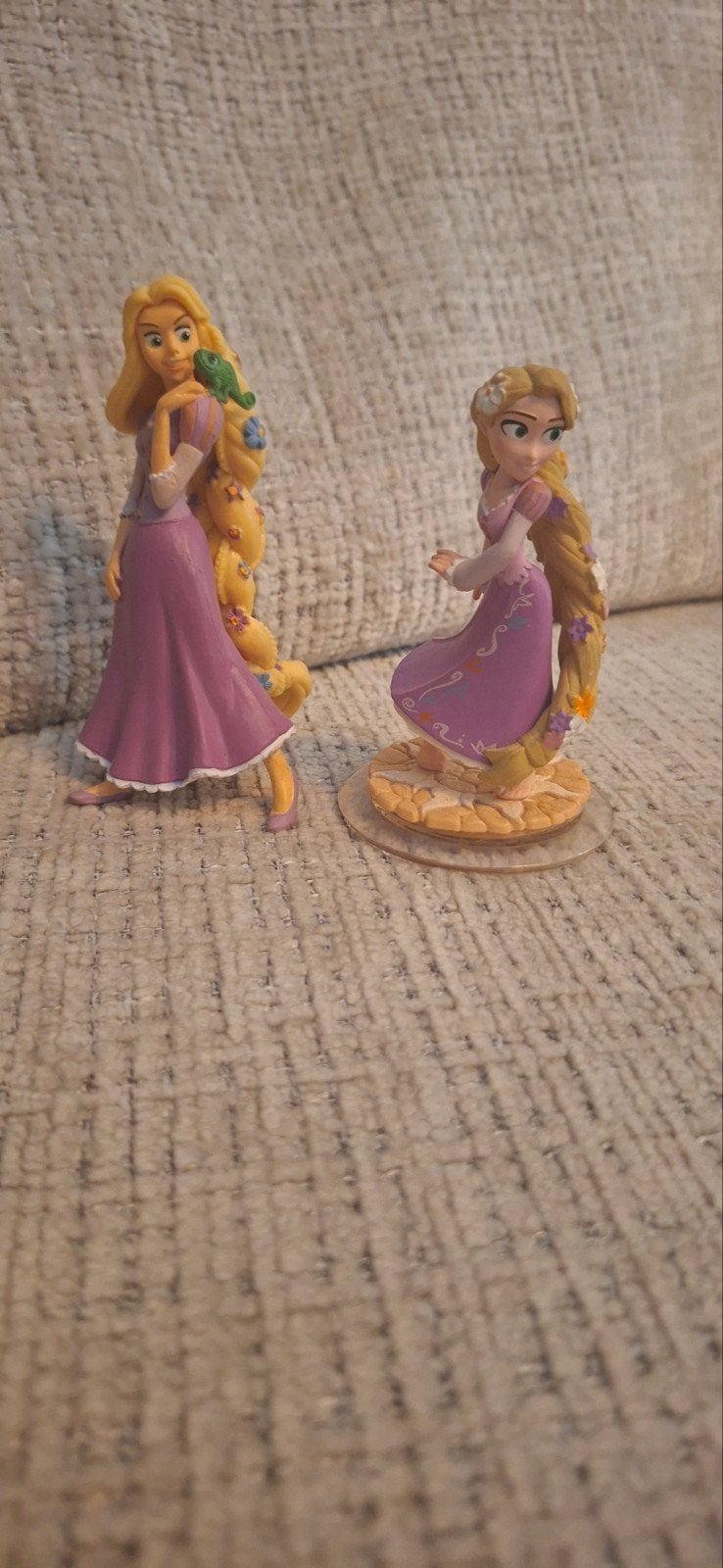 2 Rapunzel poppetjes, waaronder Disney Infinity figuur, Ophalen of Verzenden