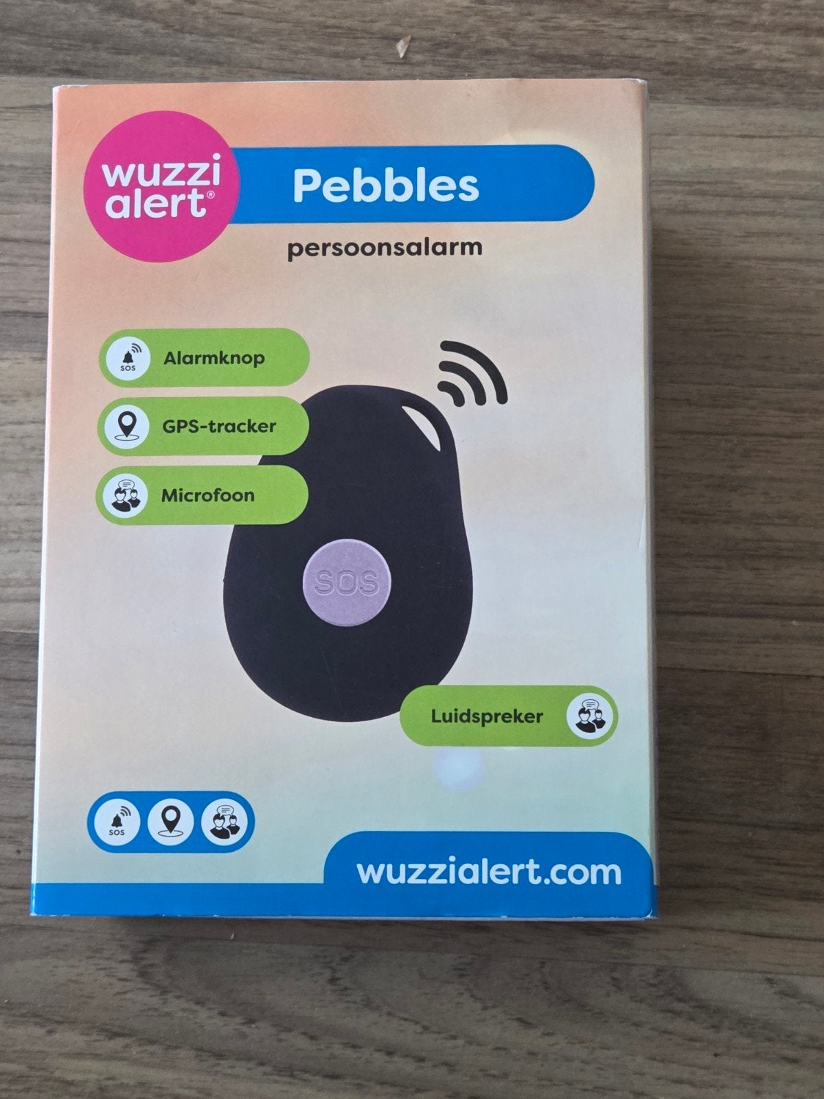 Wuzzi Alert Pebbles Persoonsalarm met GPS-tracker, Ophalen of Verzenden, Zo goed als nieuw