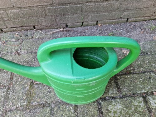 gieter 8 liter groen kunststof, Ophalen of Verzenden, 'T Olde Gre-j, Info@toldegrej.nl, Endepoelstraat 20f Didam