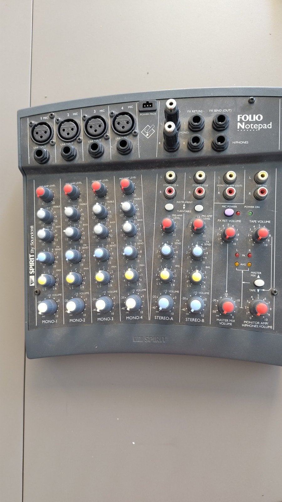 Spirit Folio Notepad Mengpaneel - Compacte Mixer, Muziek en Instrumenten, Ophalen of Verzenden, Gebruikt, 5 tot 10 kanalen, Microfooningang
