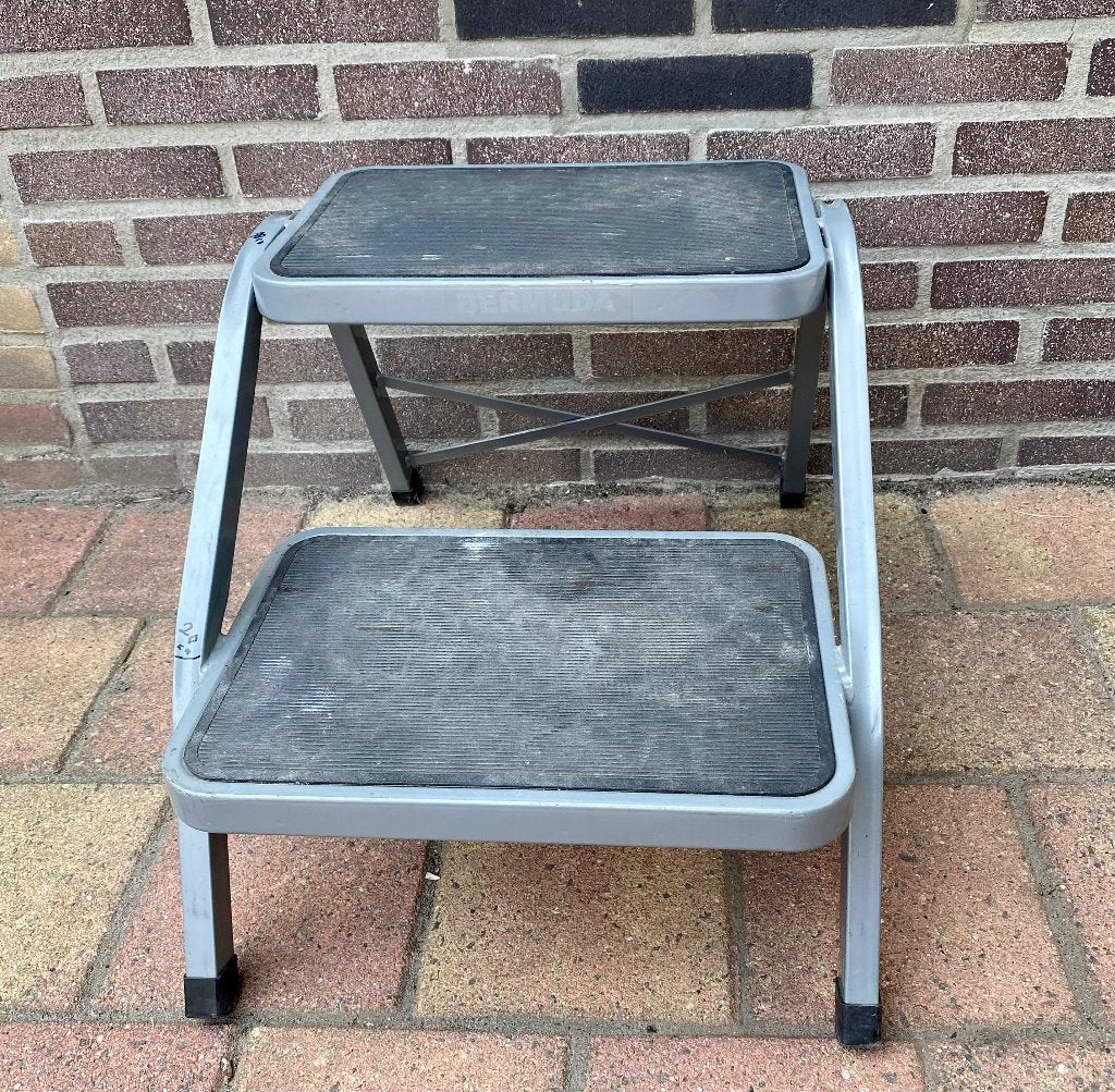 Opstapje/ Trapje, Ophalen, Gebruikt, Minder dan 2 meter
