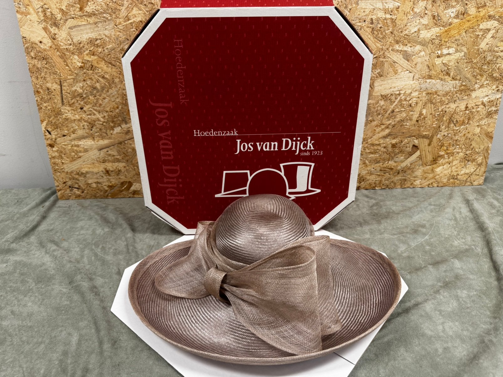 Whiteley hoed 56) –Incl. Originele Jos van Dijck Doos - ReK4, 56 of 57 cm (M, 7 of 7⅛ inch), Hoed, Ophalen of Verzenden, Zo goed als nieuw