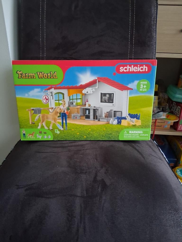 Schleich Farm World dierenartsenpraktijk 42502 - Nieuw, Ophalen of Verzenden, Nieuw, Jongen of Meisje
