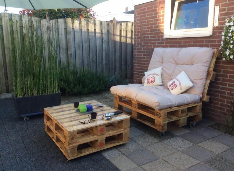 Zware pallet-zit/ligbank op zwenkwielen + pallet-tafel, Ophalen, Gebruikt, Hout, Bank