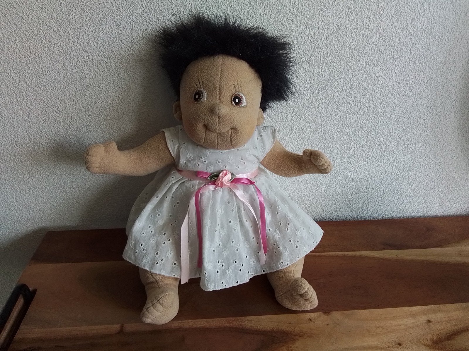 Rubens barn pop wel een vlekje jn de jurk
Staartjes zitten n, Kinderen en Baby's, Speelgoed | Poppen, Ophalen of Verzenden, Gebruikt