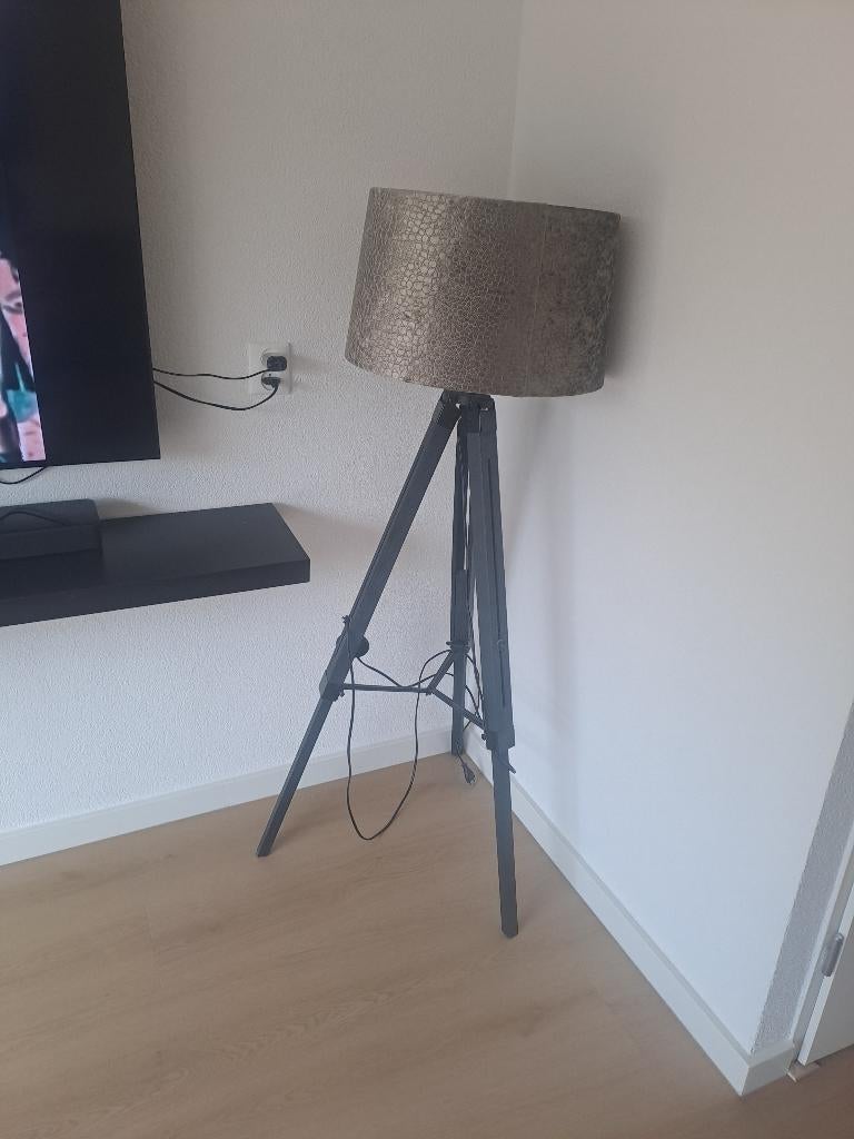 Staande lamp, Ophalen, Zo goed als nieuw, Stof, 150 tot 200 cm