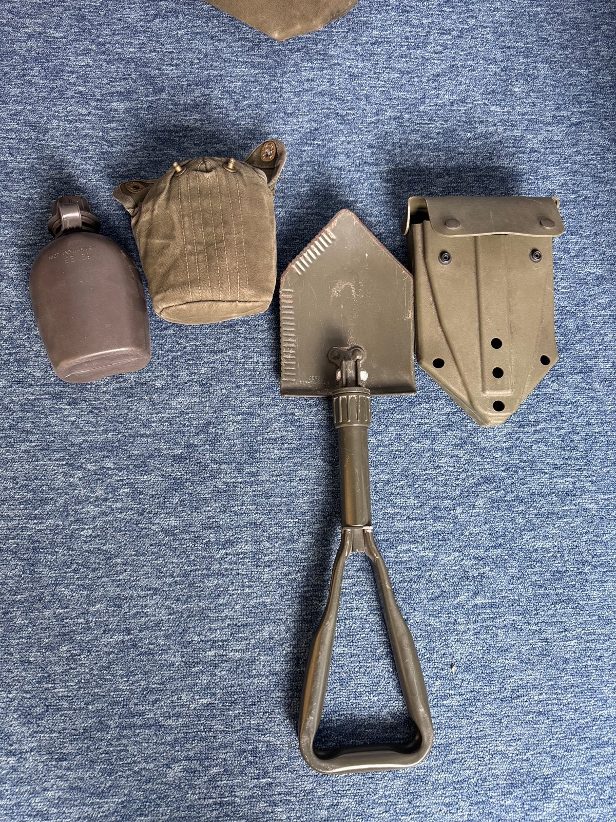 Militaire schep en drinkfles, Ophalen of Verzenden, Landmacht, Nederland, Overige typen