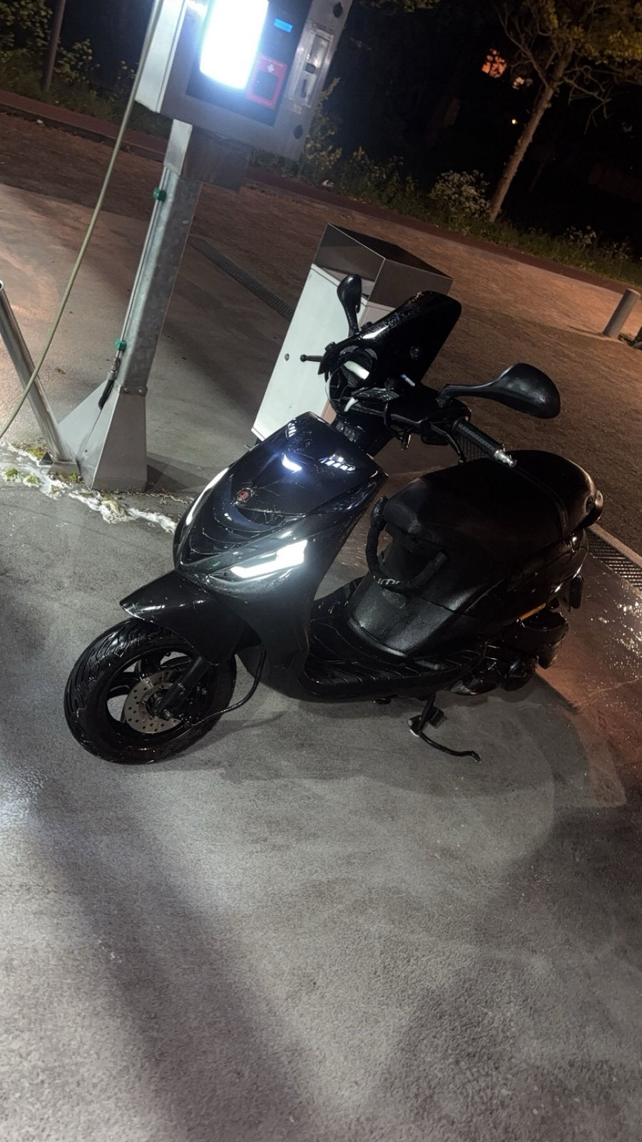 Piaggio zip 4t 2v, Ophalen, Zip, Zo goed als nieuw, Benzine