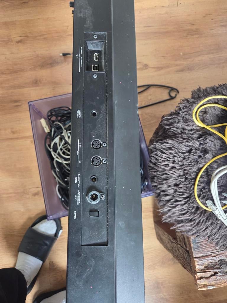 Roland BK-3 Backing Keyboard - Zo goed als nieuw, Muziek en Instrumenten, Keyboards, 61 toetsen, Roland, Midi-aansluiting, Ophalen of Verzenden
