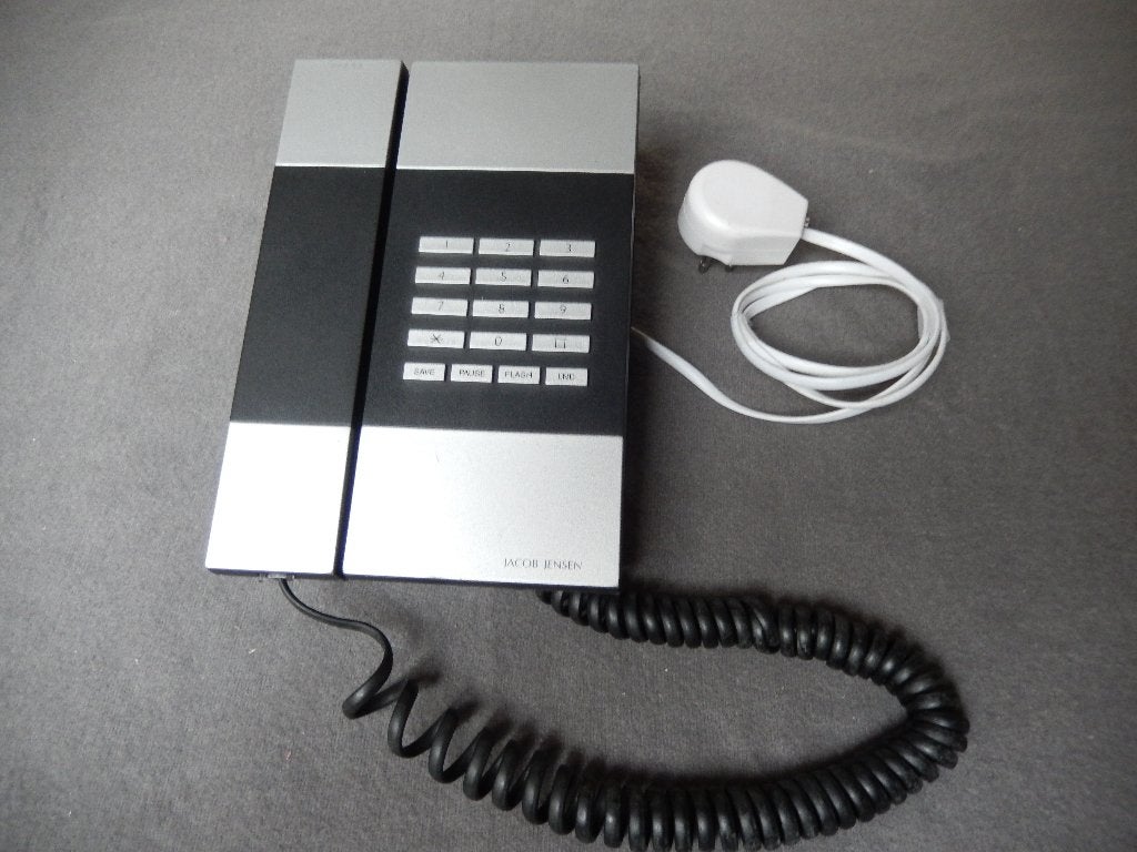 Design telefoon..... Jacob Jensen, Ophalen