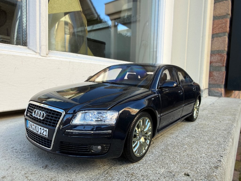 1:18 Audi A8 4.2 TDI Nachtblauw 2005 Kyosho 501.05.081.25, Kyosho, Auto, Ophalen of Verzenden, Zo goed als nieuw