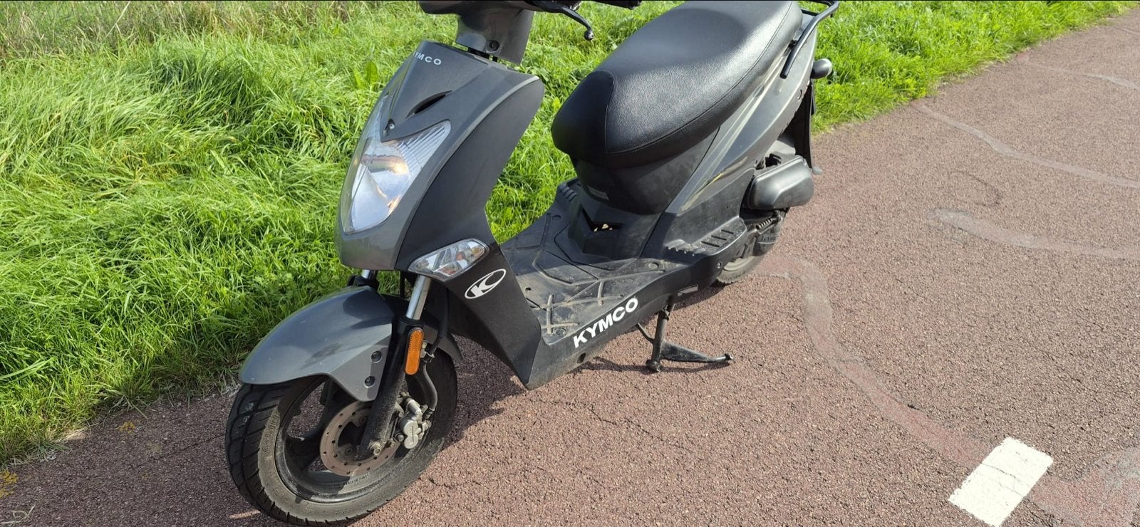 Kymco Agility 50 - 2017 - Goede staat, nieuwe banden, Fietsen en Brommers, Ophalen of Verzenden, Gebruikt, Benzine, Agility