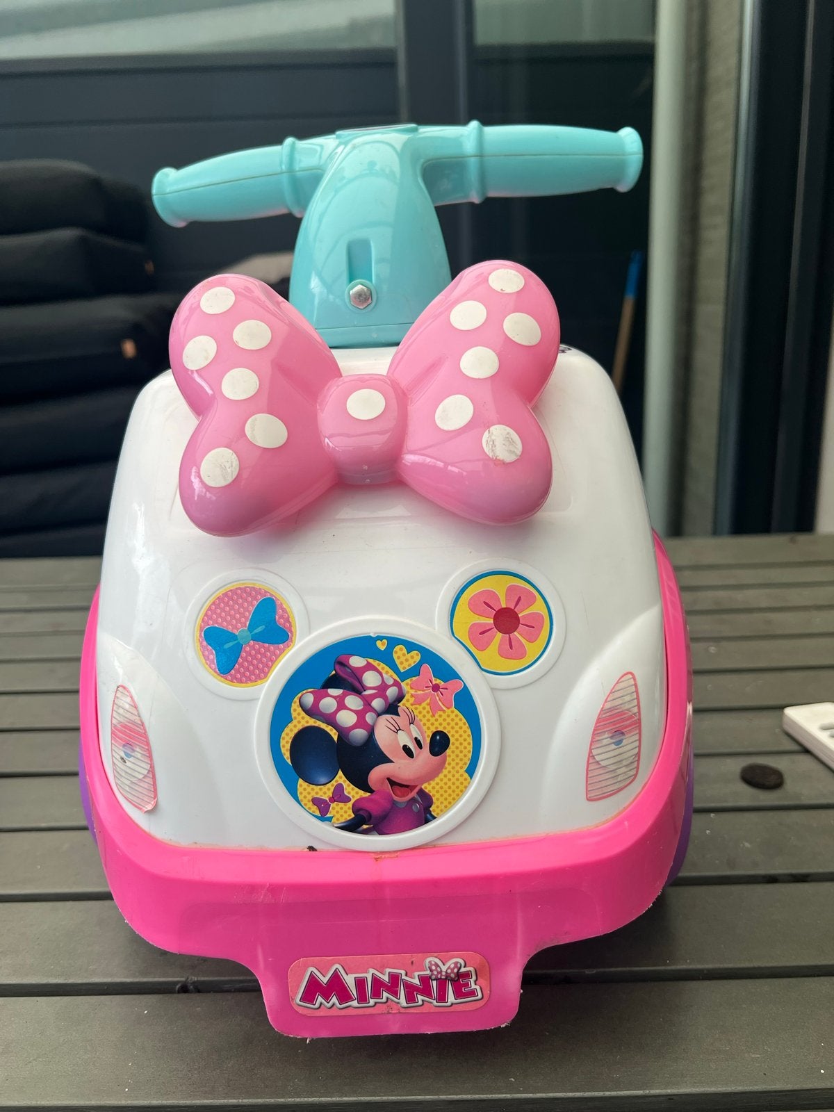 Minnie Mouse loopauto met geluid, Ophalen, Gebruikt