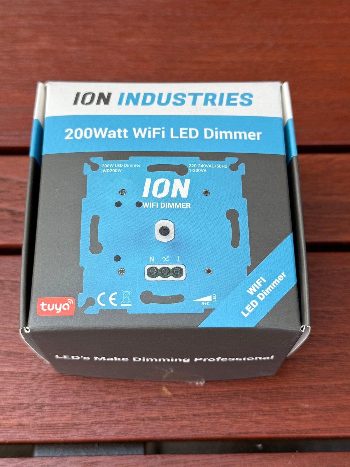 ION Industries 200W WiFi LED Dimmer - Nieuw in doos, Ophalen of Verzenden, Nieuw, Schakelaar