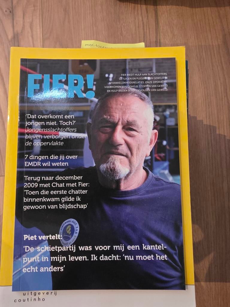 Fier! Magazine - Jongensslachtoffers & EMDR, Boeken, Ophalen of Verzenden, Gelezen, Overige typen
