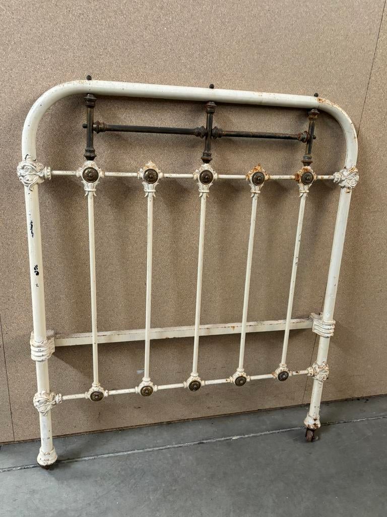 Brocate Metalen rek / decoratie, Ophalen