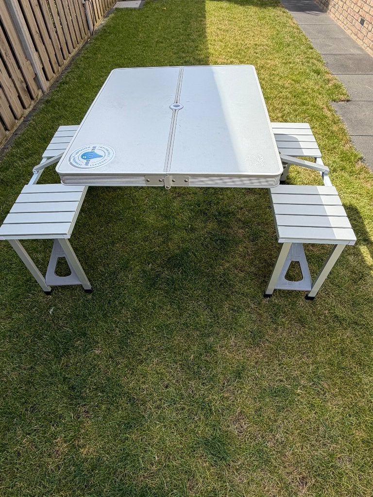 Bo camp campingtafel met stoelen, Ophalen, Zo goed als nieuw, Campingtafel