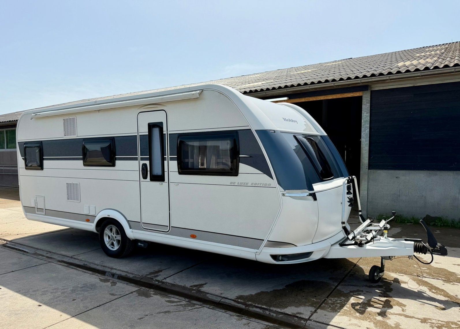 Hobby de Luxe Edition 545 KMF, 3-Pers Stapelbed VOL OPTIES!, Schokbreker, Hobby, Bedrijf, Treinzit