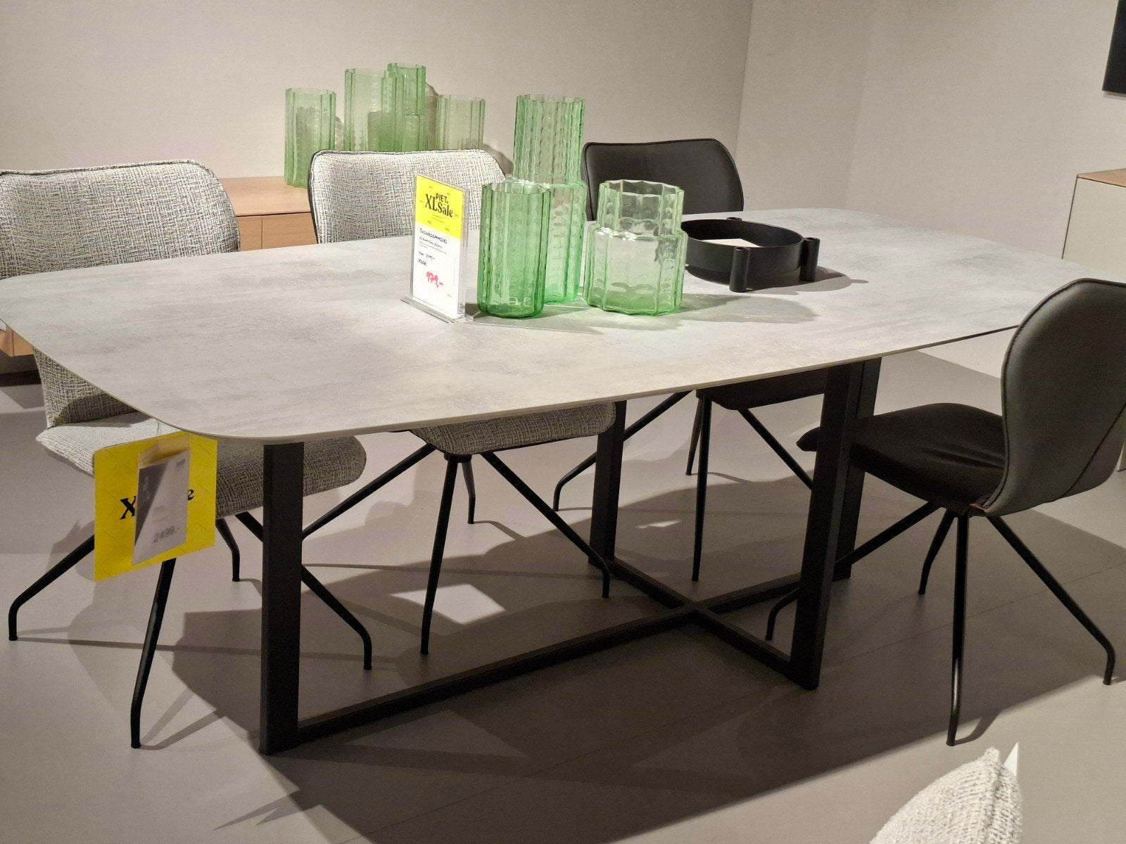 Showroommodel Enzo Luca Eetkamertafel Brindici HPL, Ophalen, Metaal, Rechthoekig, Nieuw