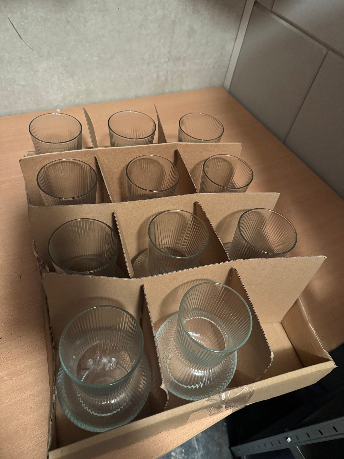 Geribbelde 11 Vazen, Ophalen of Verzenden, Zo goed als nieuw, Overige merken, Glas