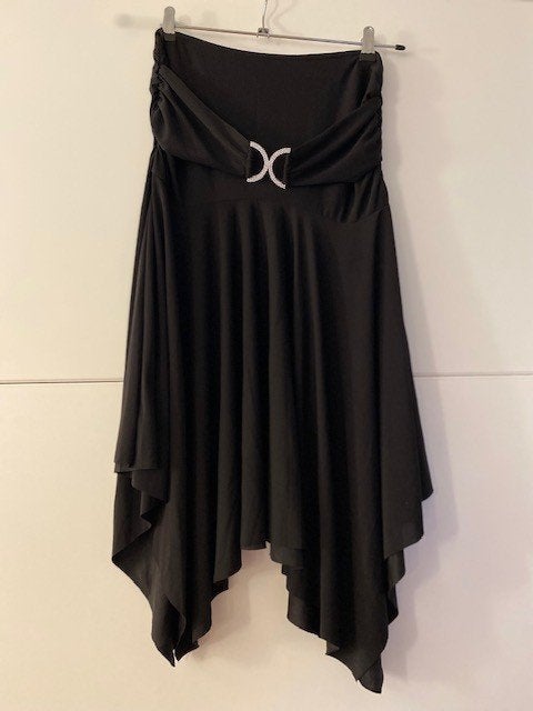 Asymmetrische zwarte rok, Zwart, Maat 46/48 (XL) of groter, Nieuw, Ophalen of Verzenden