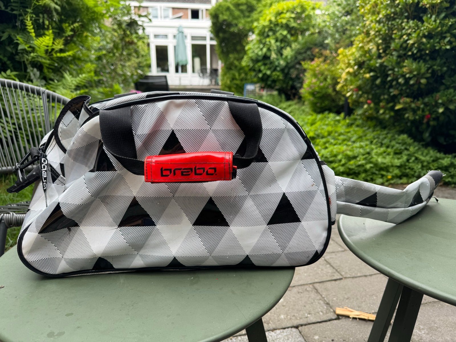 Brabo hockeysticktas - zwart/wit geometrisch patroon, Sport en Fitness, Hockey, Ophalen, Gebruikt, Tas