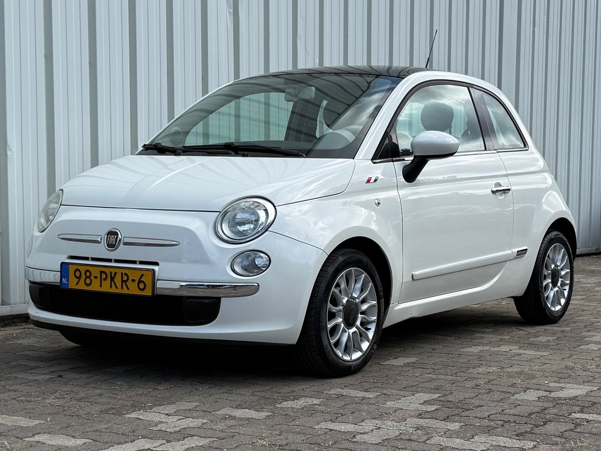 Fiat 500 1.2 Lounge Pano LMV Automaat, Euro 5, Stof, Gebruikt, 1242 cc