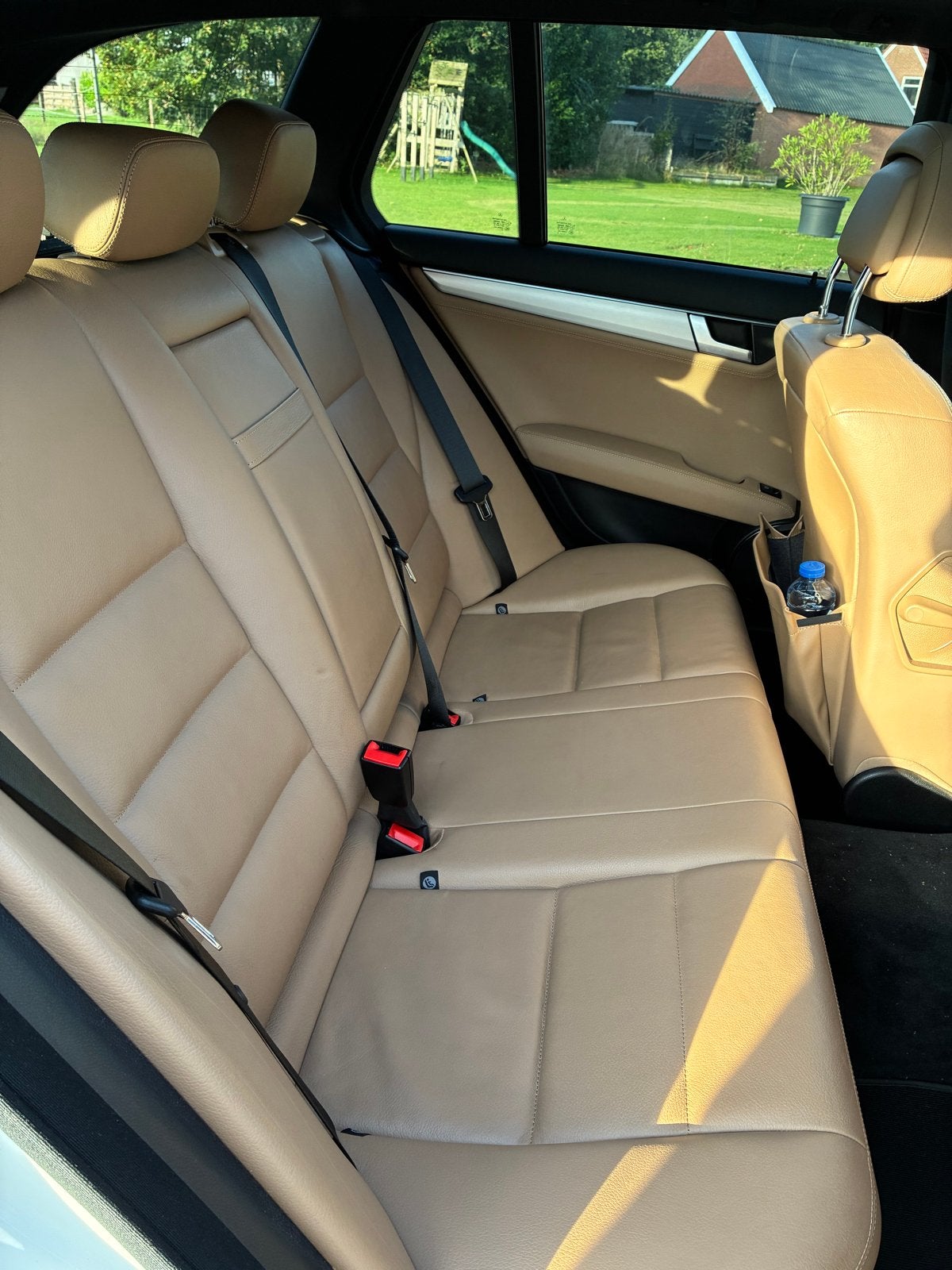 Foto 8 van Mercedes-Benz C-Klasse Estate AUT, Weinig KM!