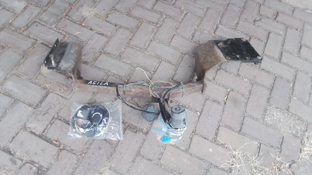 TREKHAAK GEBR  OPEL  AGILA  2008 TOT NU, Gebruikt, Opel, EEEN, ADRES